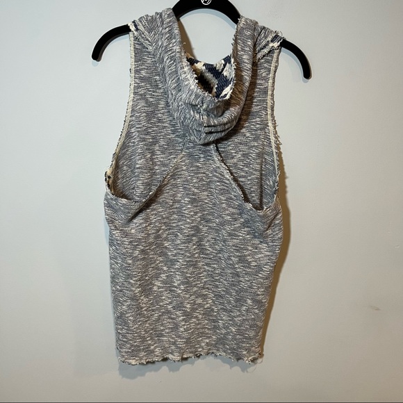 Maaji Activewear Racerback Diamond Patterned Tank Top Hoodie Knit Cover Up - Picture 5 of 6